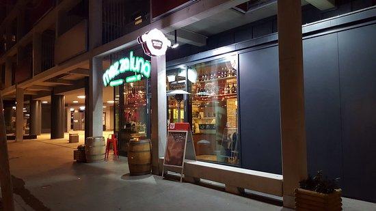 Mezzaluna Pizzeria & Ristorante